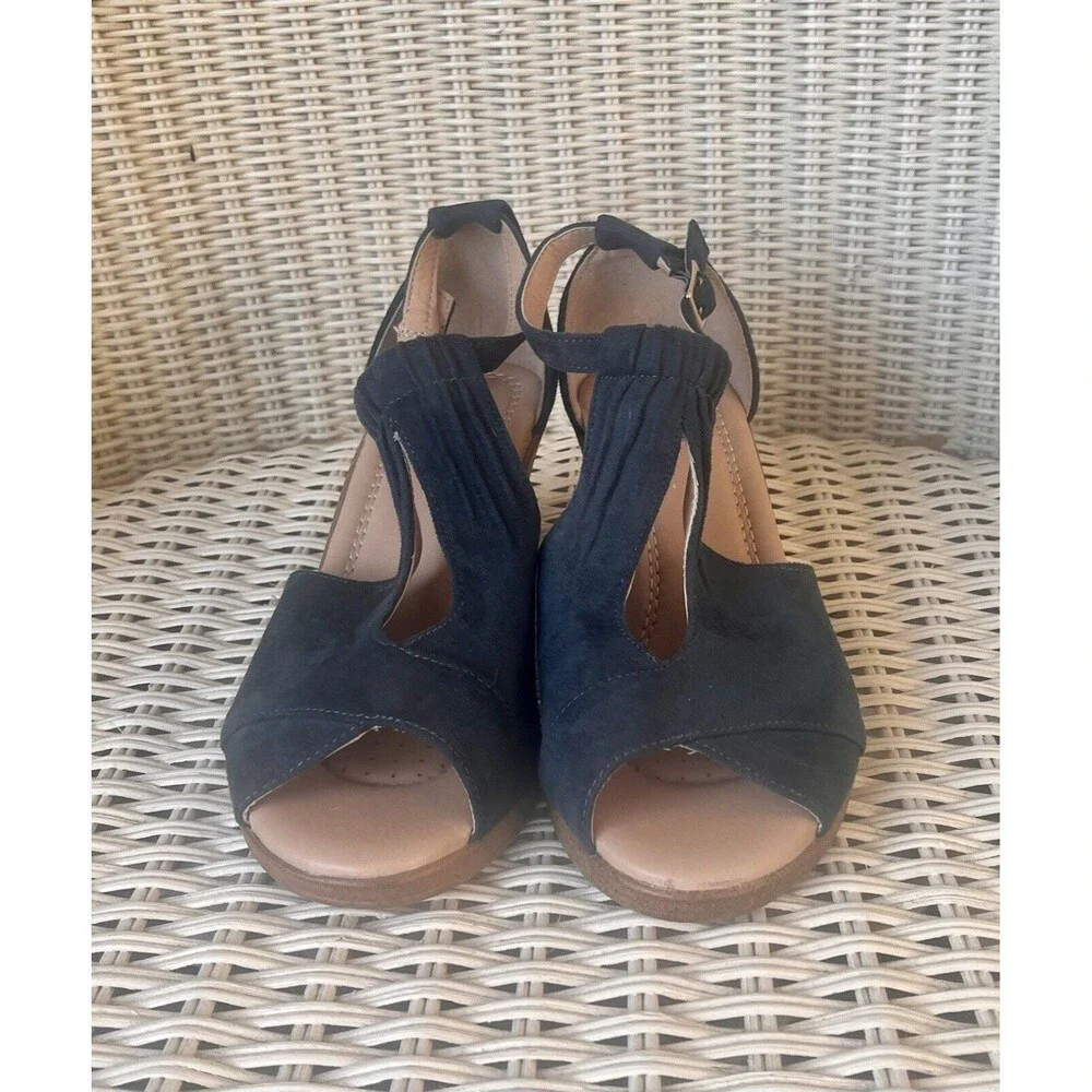 Journee Collection Kedzie Wedge Open Toe Sandals Womens 5.5 Teal Comfort Y2K